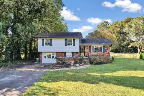 2715 NW Lilac Dr, Cleveland, TN 37312