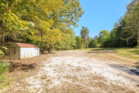 1056 Ramey Rd, Trion, GA 30753 photo 2