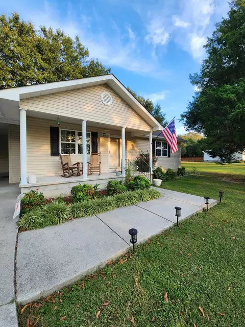 1003 Evaline St, Lafayette, GA 30728