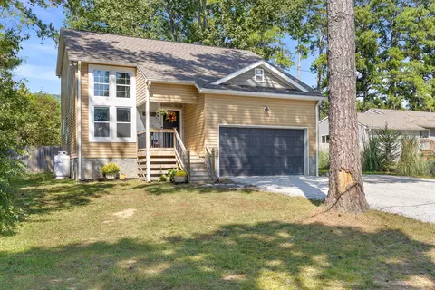 443 Poplar St, Trenton, GA 30752