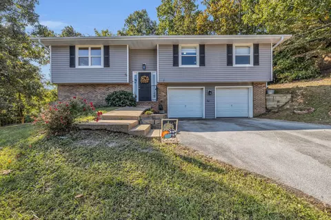 7014 Windcrest Ln, Harrison, TN 37341 photo 2