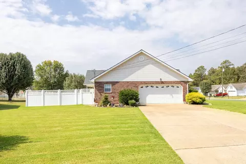 546 Colony Cir, Fort Oglethorpe, GA 30742 photo 5