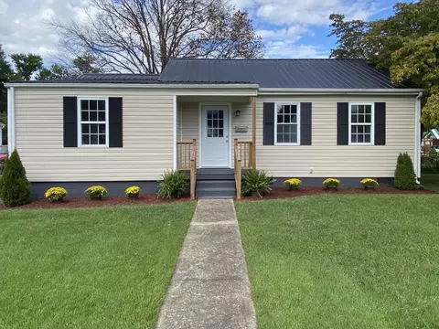 1552 Kings Rd, Kingsport, TN 37664