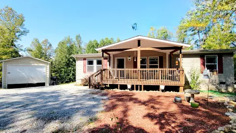 13761 Stormer Rd, Soddy Daisy, TN 37379