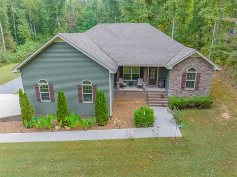 680 Coker Rd, Tullahoma, TN 37388