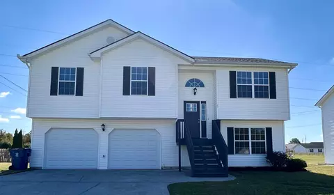 47 Spring Place Dr, Fort Oglethorpe, GA 30742