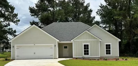 156 Mill Ridge Cir, Tifton, GA 31793