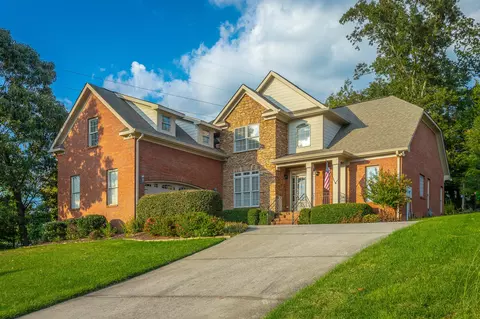 9238 Crystal Brook Dr, Apison, TN 37302