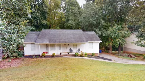 352 NE Fairhill Dr #37, Cleveland, TN 37323