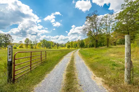 1260 Emerson Dr, Cohutta, GA 30710