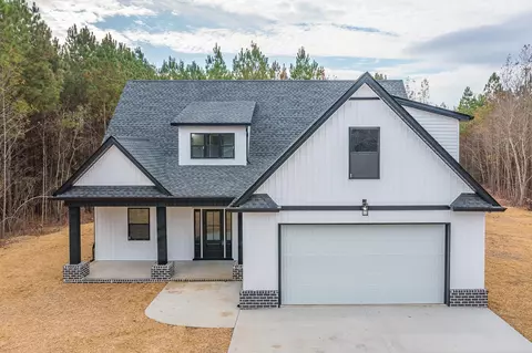578 Gordy Cir, Tunnel Hill, GA 30755