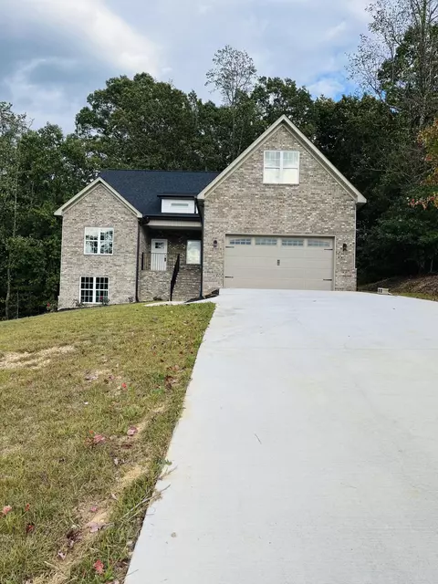 2110 W Ridge Dr, Dalton, GA 30721