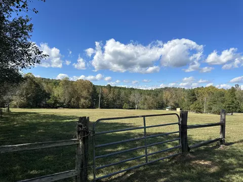 5011 S Nopone Valley Rd, Decatur, TN 37322