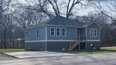 1316 Gadd Rd, Hixson, TN 37343