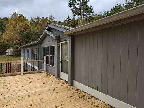 1080 Mt Carmel Rd, Decatur, TN 37322
