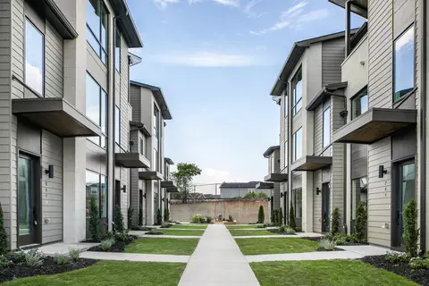 741 Burnside Place Pl, Chattanooga, TN 37408