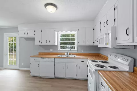 802 Castleview Cir, Jasper, TN 37347 photo 16