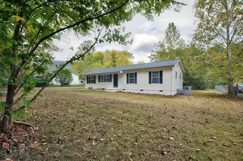 802 Castleview Cir, Jasper, TN 37347 photo 5