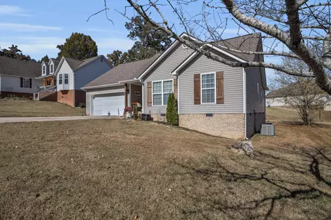 287 Battle Bluff Dr, Rossville, GA 30741