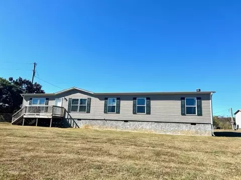 28 Sharee Ln, Tunnel Hill, GA 30755