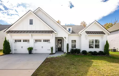 6537 Satjanon Dr, Ooltewah, TN 37363