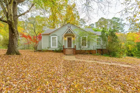 304 Park St, Lafayette, GA 30728