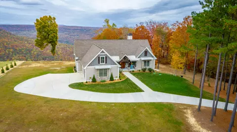 235 High Point Ln, Jasper, TN 37347