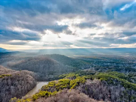 1561 Camp Rd, Chickamauga, GA 30707
