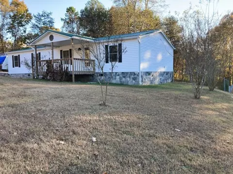 891 Ponderosa Dr, Soddy Daisy, TN 37379