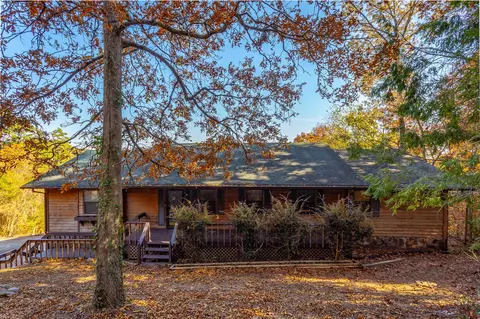 605 Clearview Dr, Ringgold, GA 30736