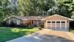 327 N Palisades Dr, Signal Mountain, TN 37377