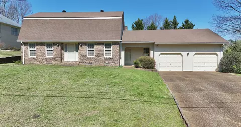 1208 Davis Dr, Cleveland, TN 37312