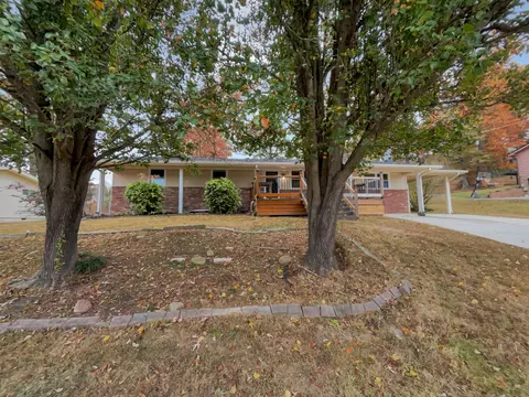 1222 Radmoor Ln, Chattanooga, TN 37421