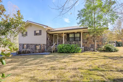 687 Diamond Cir, Lafayette, GA 30728