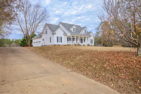 1251 E Armuchee Rd, Summerville, GA 30747