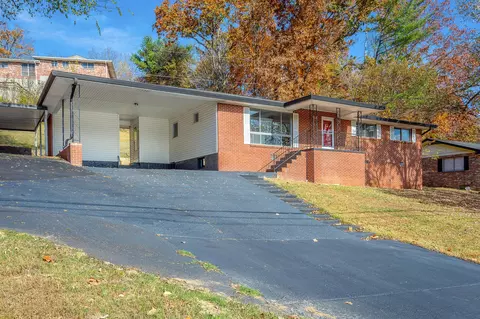 841 Ashland Ter, Chattanooga, TN 37415
