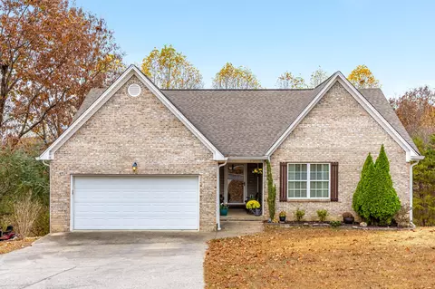 172 SW Fox Hill Ln, Cleveland, TN 37311