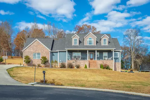 360 Looneys Creek Dr, Whitwell, TN 37397