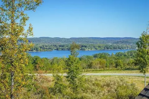 2150 River Watch Dr #24, Soddy Daisy, TN 37379