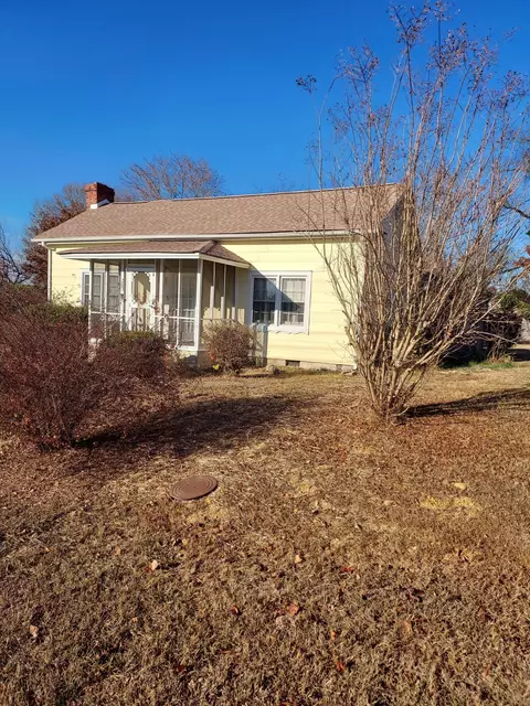243 High St, Ringgold, GA 30736