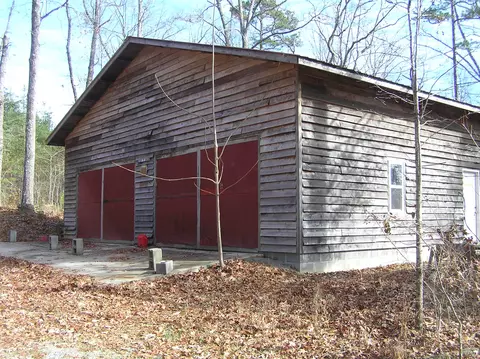 Exterior - 690 Mirror Lake Rd, Dunlap, TN 37327 photo 8 of 17