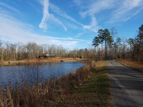 View/Area - 690 Mirror Lake Rd, Dunlap, TN 37327 photo 2 of 15