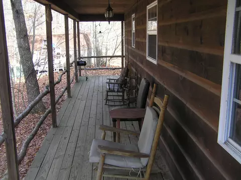 Exterior - 690 Mirror Lake Rd, Dunlap, TN 37327 photo 7 of 17