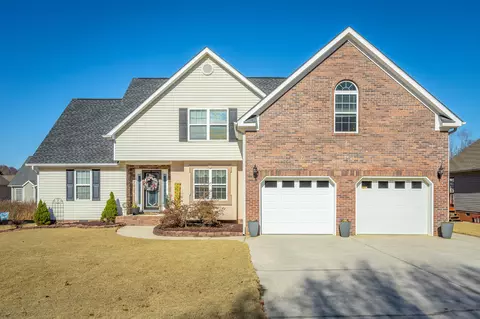 209 Big Creek Ln, Ringgold, GA 30736