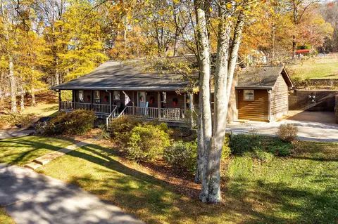 5230 Cassandra Smith Rd #2, Hixson, TN 37343