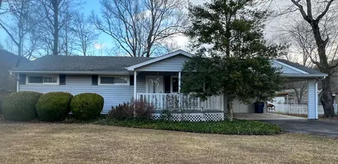 601 Jackson Rd, Hixson, TN 37343