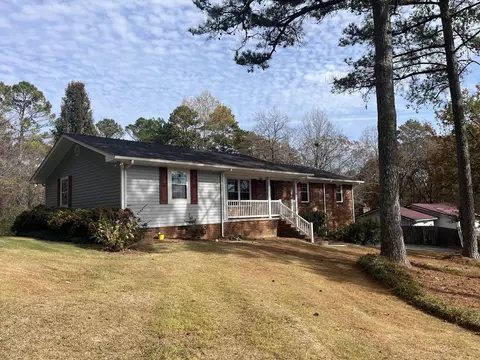 3 Morningside Dr, Lafayette, GA 30728