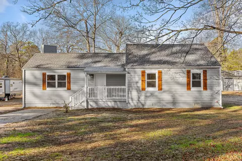 214 Longwood St, Chickamauga, GA 30707