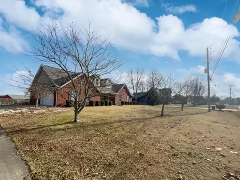 1194 Boynton Dr, Ringgold, GA 30736