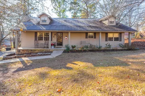 161 Robert E Lee Dr, Ringgold, GA 30736